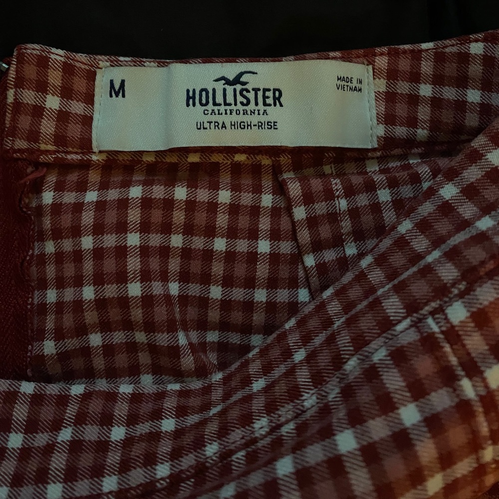 hollister ultra high-rise plaid skirt